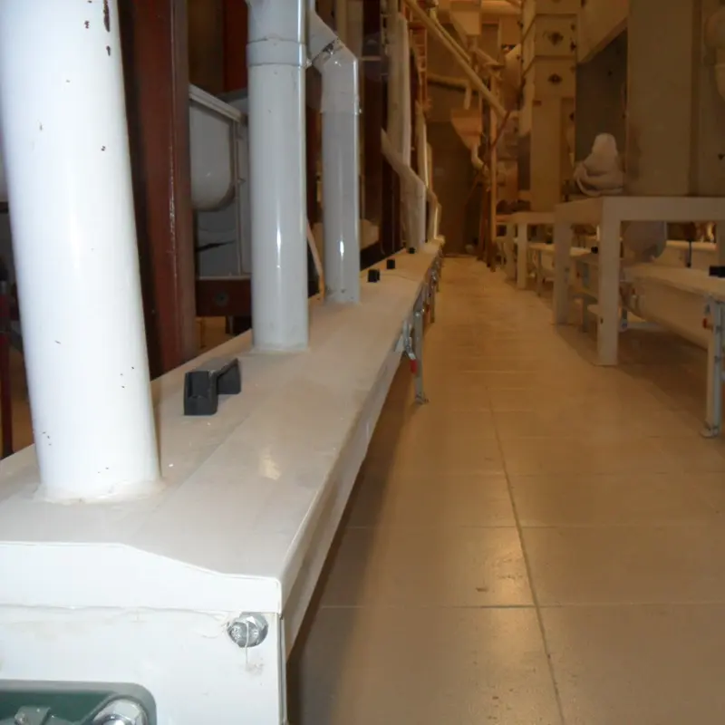 Rosca transportadora tipo calha